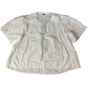 Old Navy White Dobby Pintuck Flutter Sleeve Blouse - Large